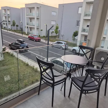 Appartement Arla House *